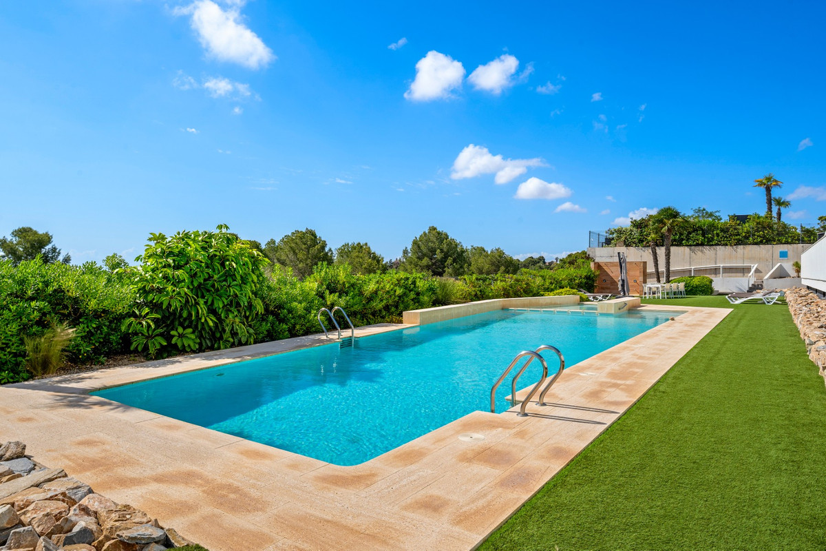 2 Bed Apartment for sale in Villamartin Costa Blanca, Alicante, Spain