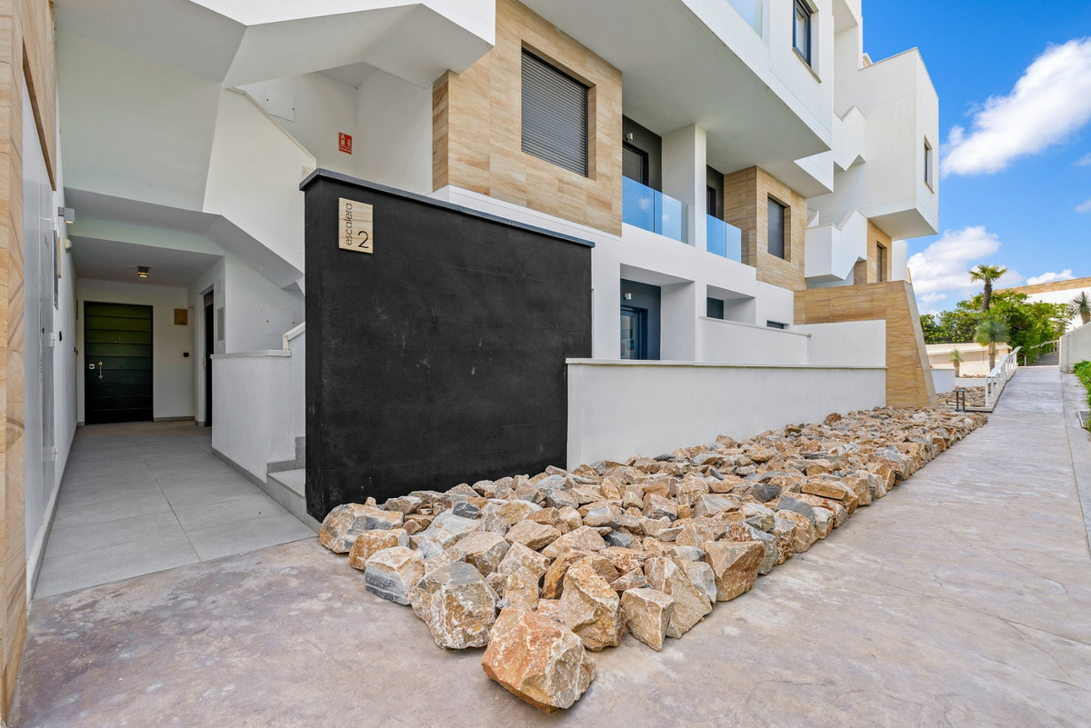2 Bed Apartment for sale in Villamartin Costa Blanca, Alicante, Spain