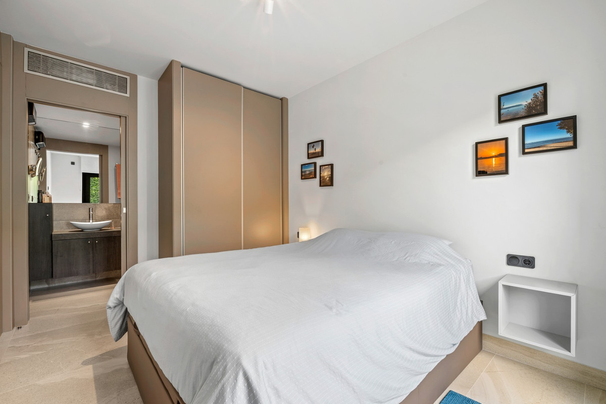 2 Bed Apartment for sale in Villamartin Costa Blanca, Alicante, Spain