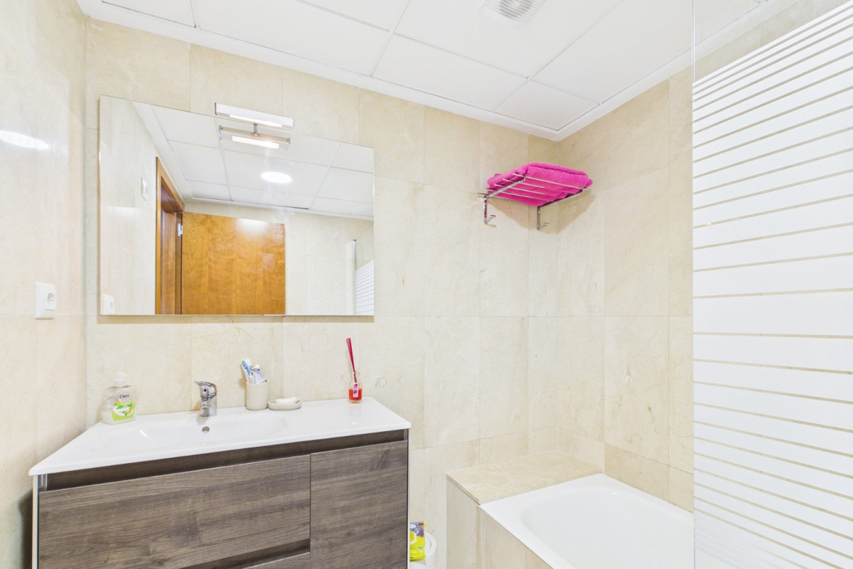 Se vende Apartamento Planta Media de 3 dormitorios en Costa Calida, Murcia, España