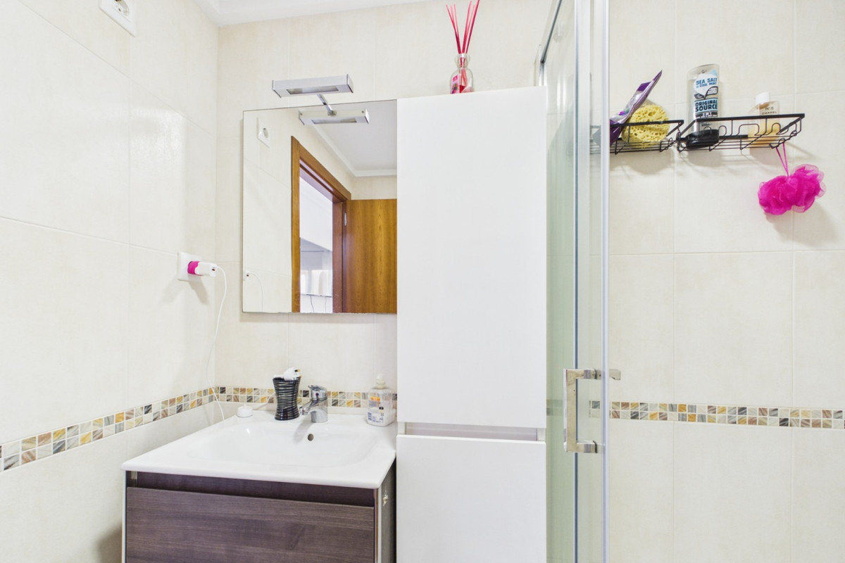 Se vende Apartamento Planta Media de 3 dormitorios en Costa Calida, Murcia, España