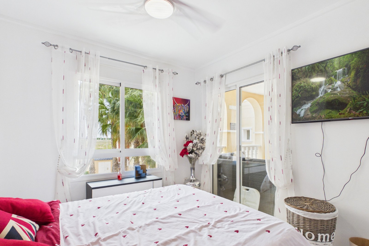 Se vende Apartamento Planta Media de 3 dormitorios en Costa Calida, Murcia, España