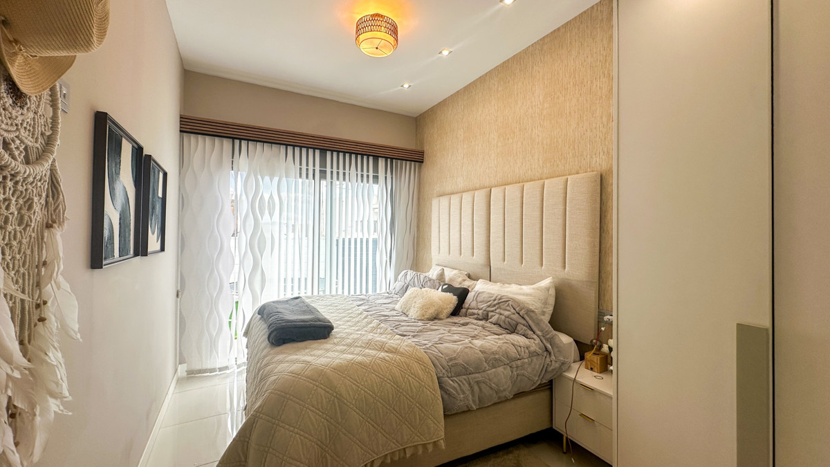 Se vende Villa - Chalet de 5 dormitorios en Costa Blanca, Alicante, España