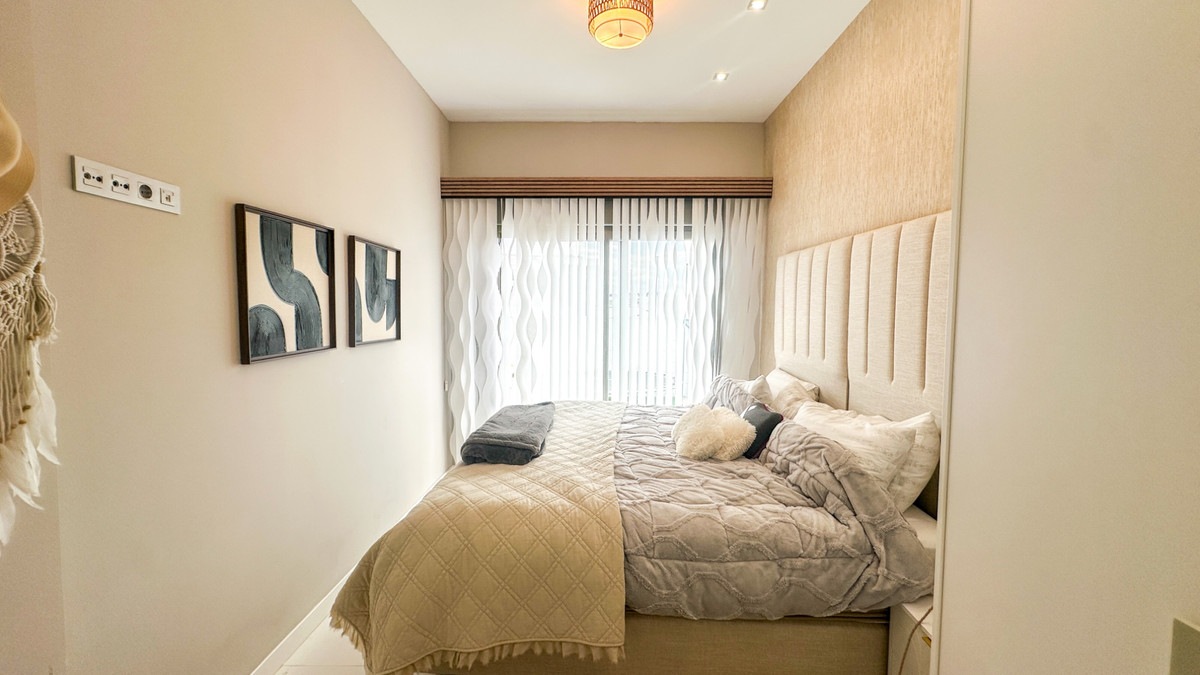 Se vende Villa - Chalet de 5 dormitorios en Costa Blanca, Alicante, España