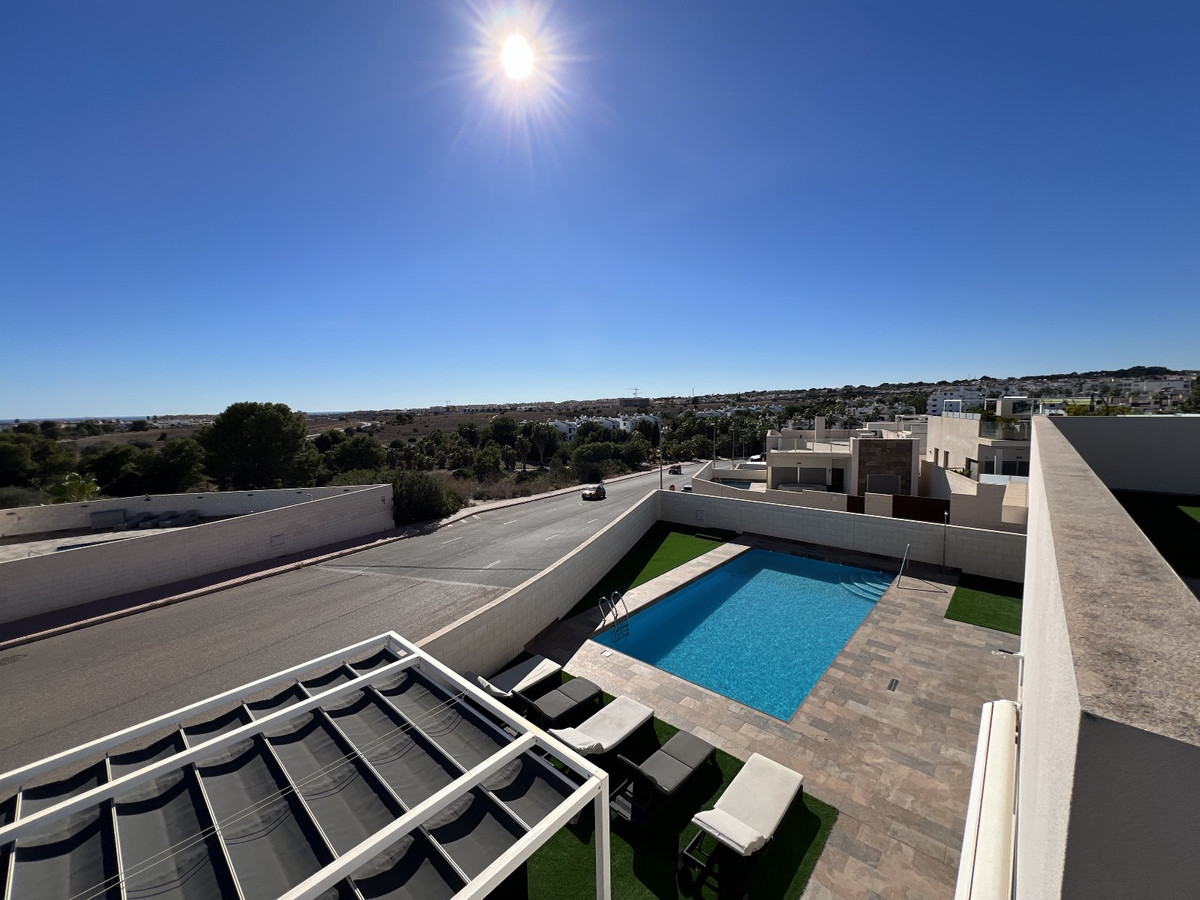 Se vende Villa - Chalet de 5 dormitorios en Costa Blanca, Alicante, España
