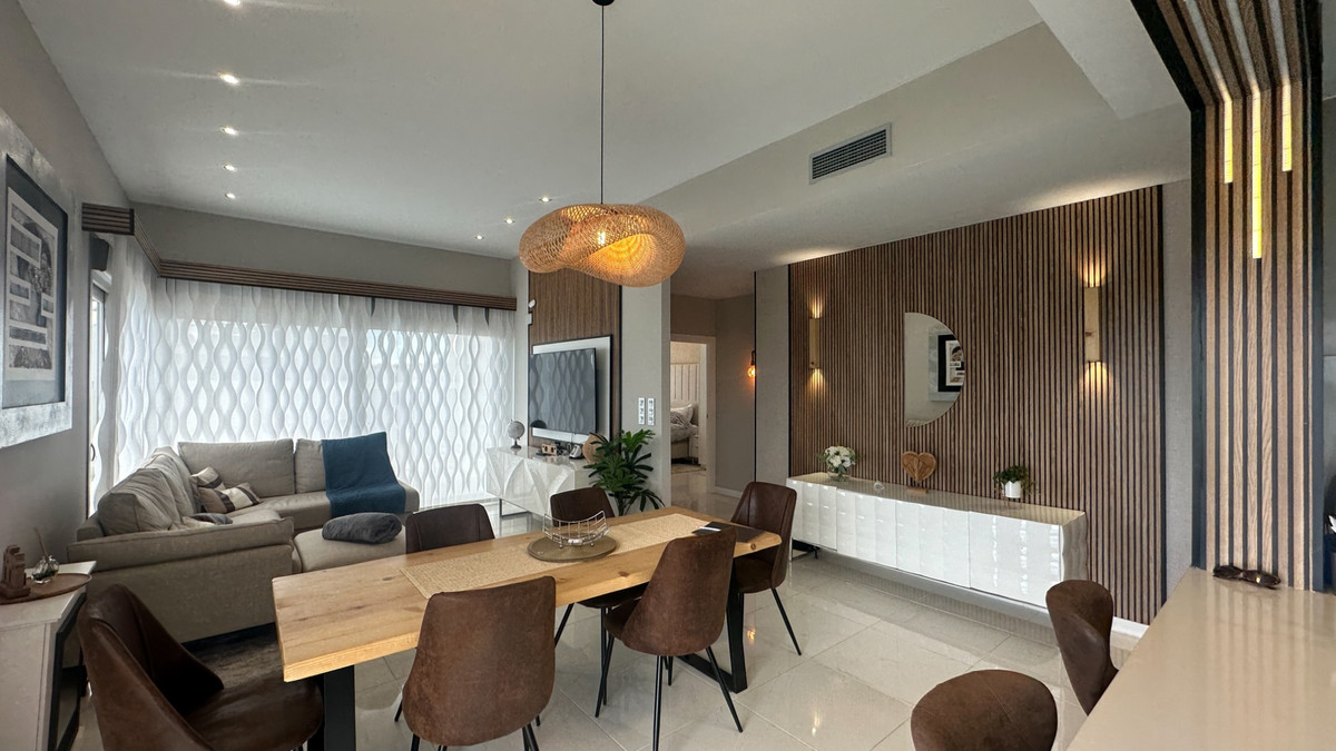 Se vende Villa - Chalet de 5 dormitorios en Costa Blanca, Alicante, España