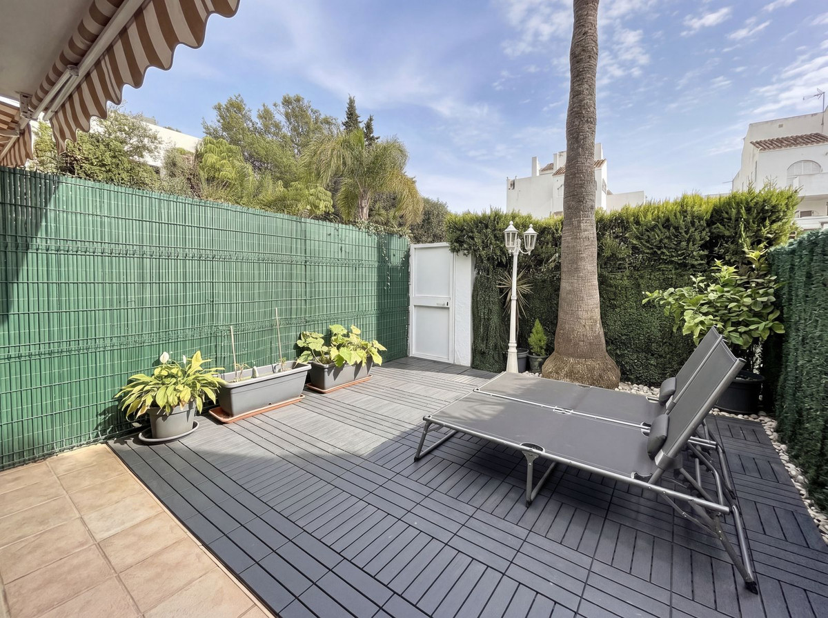 4 Bed Townhouse for sale in Nagüeles Costa Del Sol, Málaga, Spain