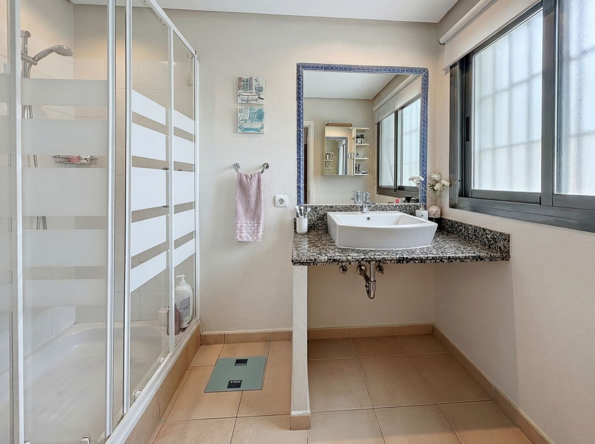 4 Bed Townhouse for sale in Nagüeles Costa Del Sol, Málaga, Spain