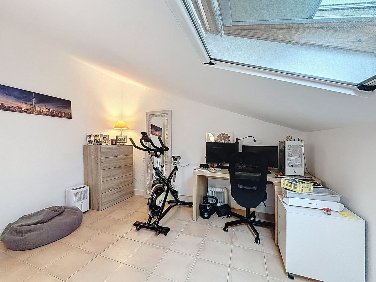 4 Bed Townhouse for sale in Nagüeles Costa Del Sol, Málaga, Spain