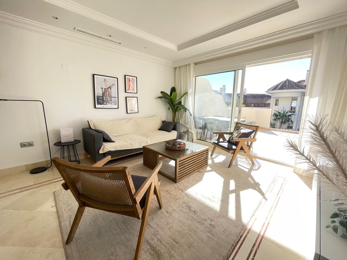 Se vende Apartamento Planta Media de 2 dormitorios en Costa Del Sol, Málaga, España