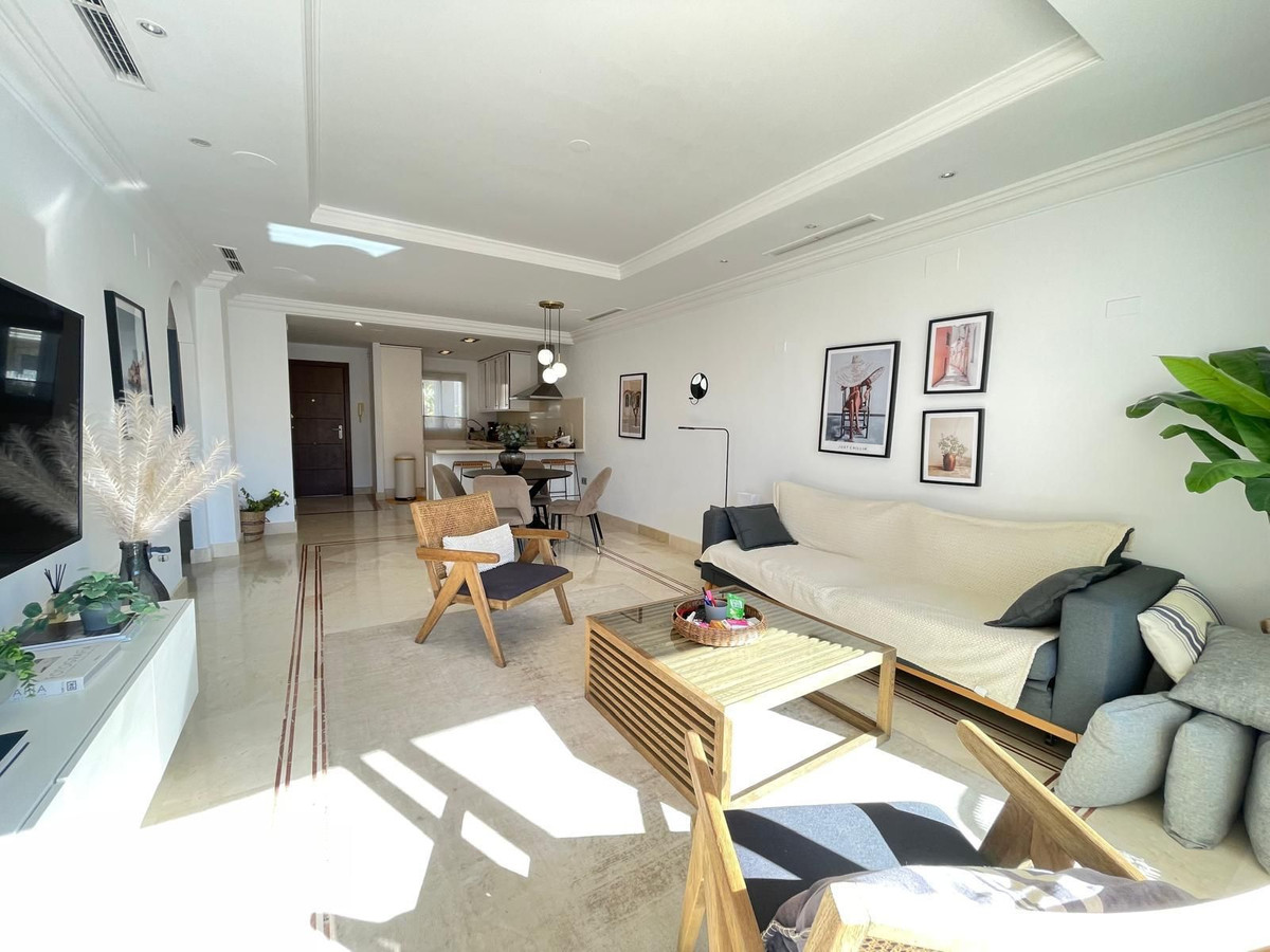 Se vende Apartamento Planta Media de 2 dormitorios en Costa Del Sol, Málaga, España