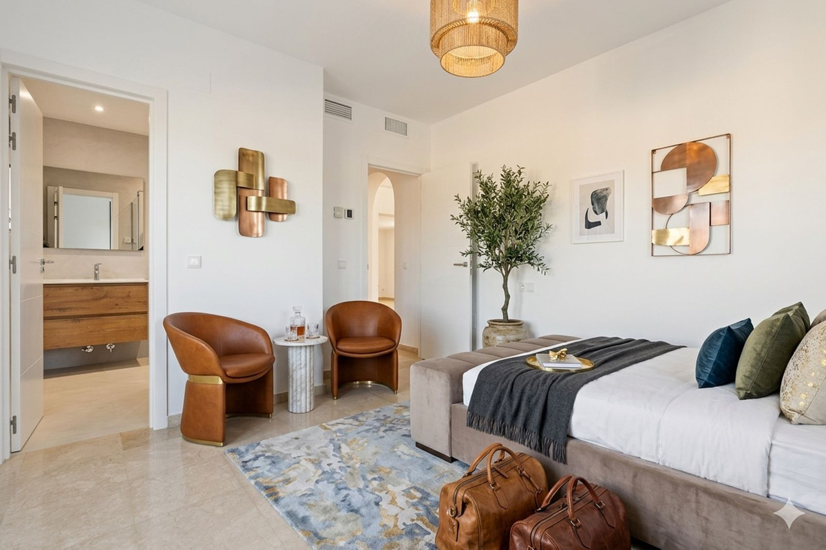 5 Bed Townhouse for sale in El Rosario Costa Del Sol, Málaga, Spain