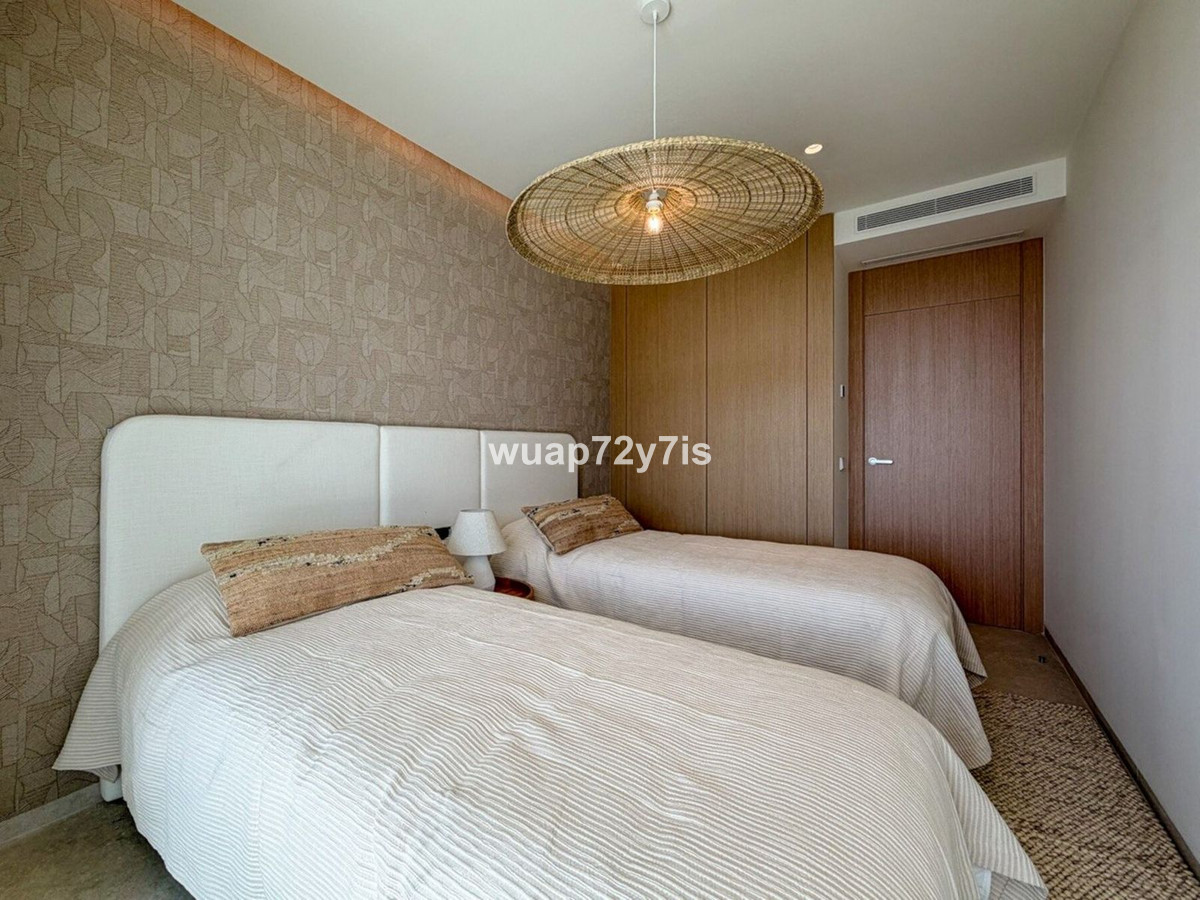 3 Bed Apartment for sale in La Quinta Costa Del Sol, Málaga, Spain