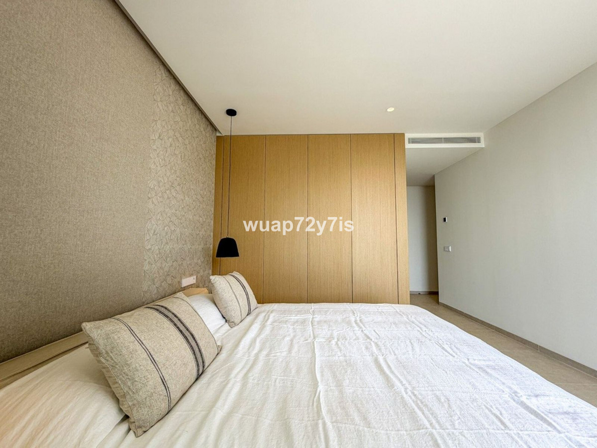3 Bed Apartment for sale in La Quinta Costa Del Sol, Málaga, Spain