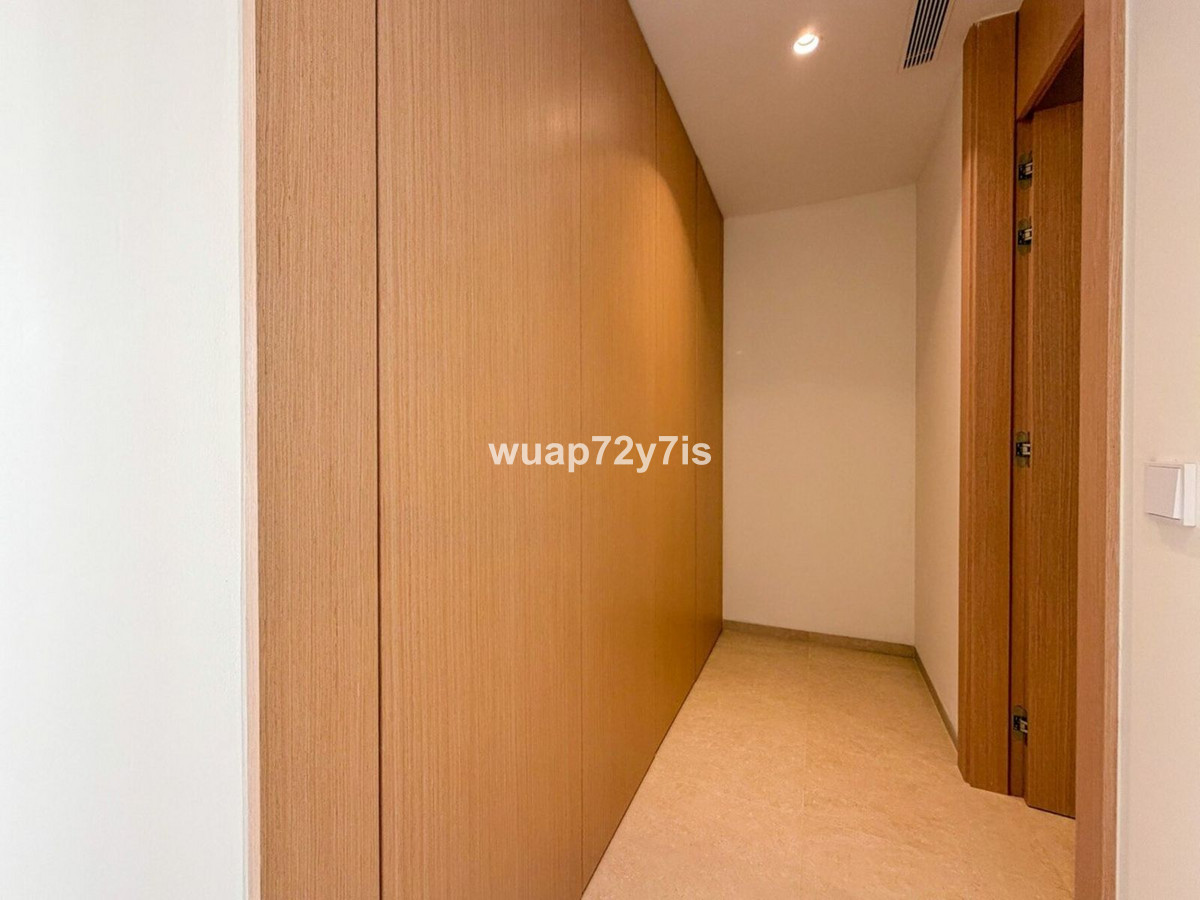 3 Bed Apartment for sale in La Quinta Costa Del Sol, Málaga, Spain