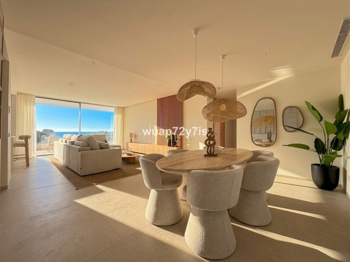 3 Bed Apartment for sale in La Quinta Costa Del Sol, Málaga, Spain