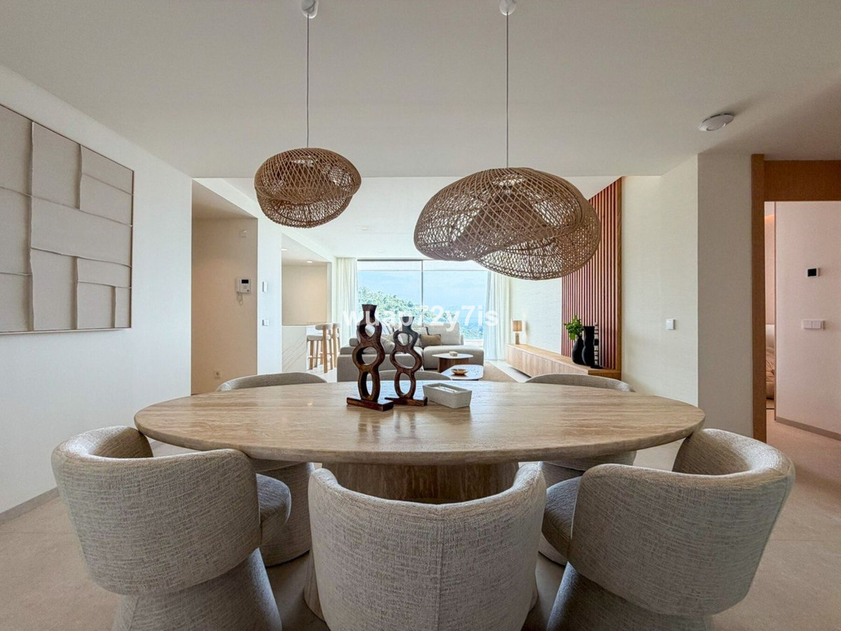 3 Bed Apartment for sale in La Quinta Costa Del Sol, Málaga, Spain