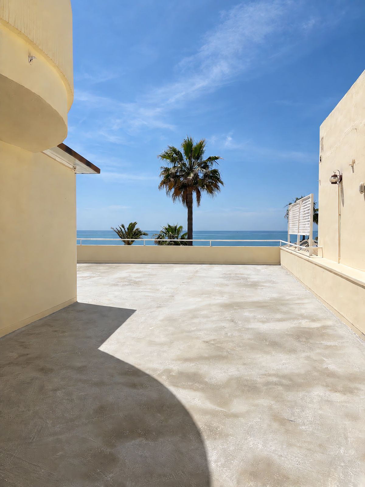 2 Bed Apartment for sale in Estepona Costa Del Sol, Málaga, Spain