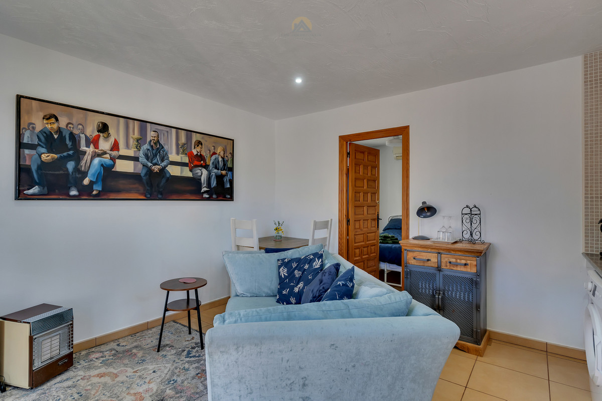 Se vende Villa - Chalet de 4 dormitorios en Costa Blanca, Alicante, España