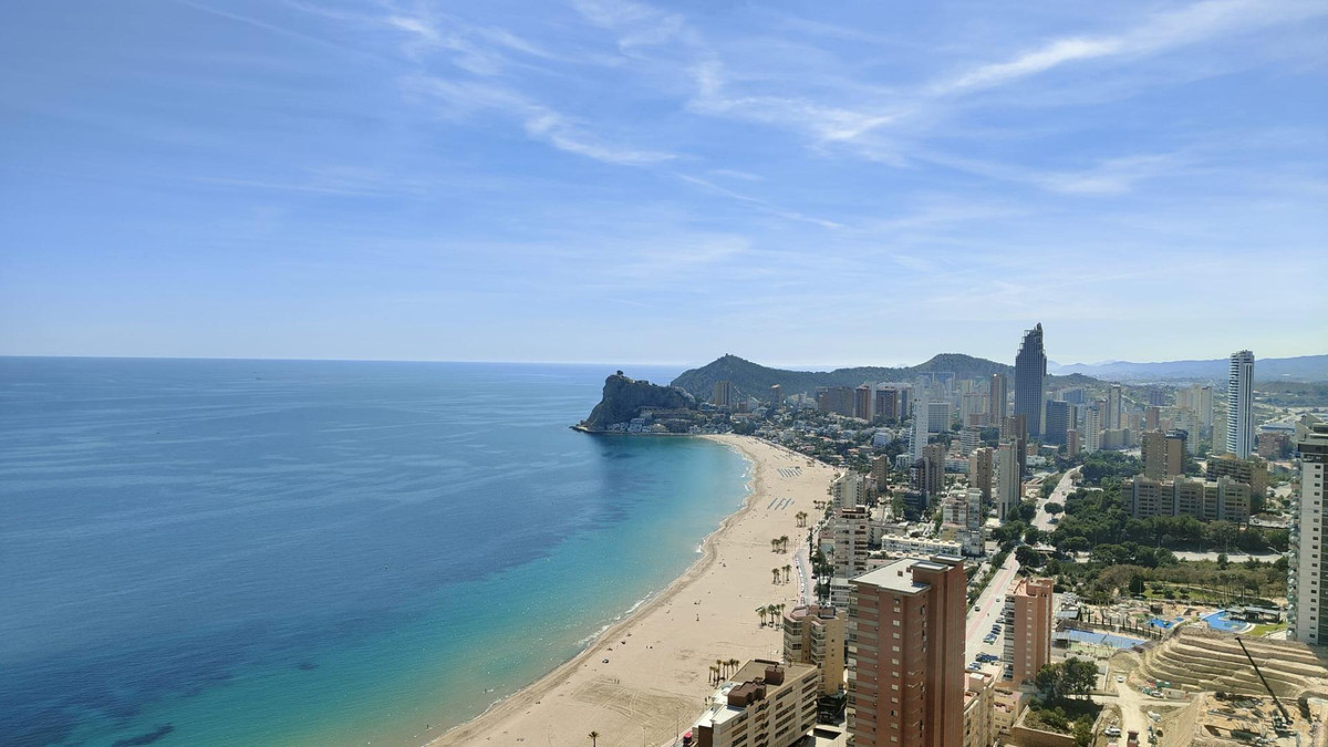 3 Bed Apartment for sale in Benidorm Costa Blanca, Alicante, Spain