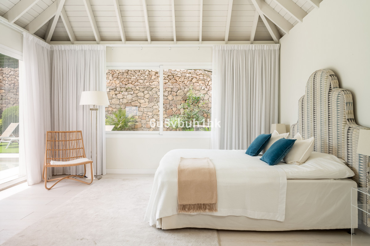 5 Bed Townhouse for sale in Marbella Costa Del Sol, Málaga, Spain