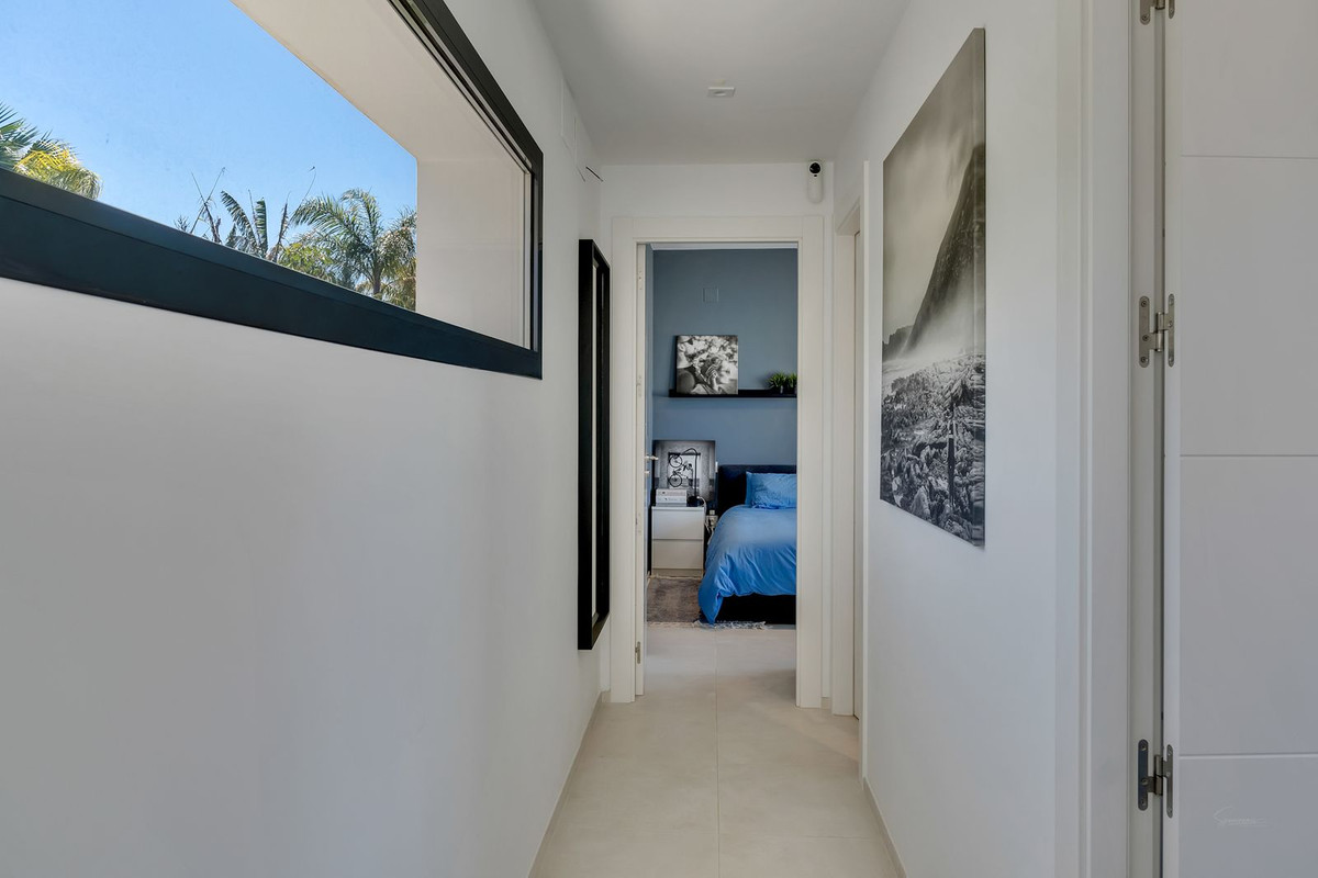 2 Bed Townhouse for sale in Calpe Costa Blanca, Alicante, Spain