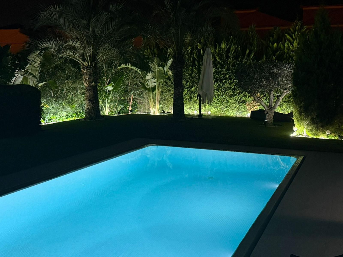 2 Bed Townhouse for sale in Calpe Costa Blanca, Alicante, Spain