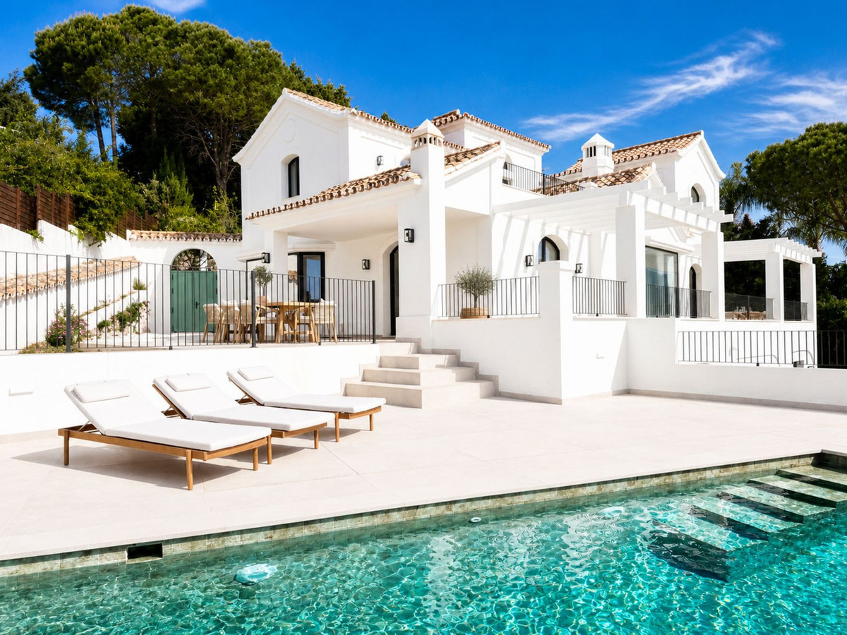Se vende Villa - Chalet de 5 dormitorios en Costa Del Sol, Málaga, España