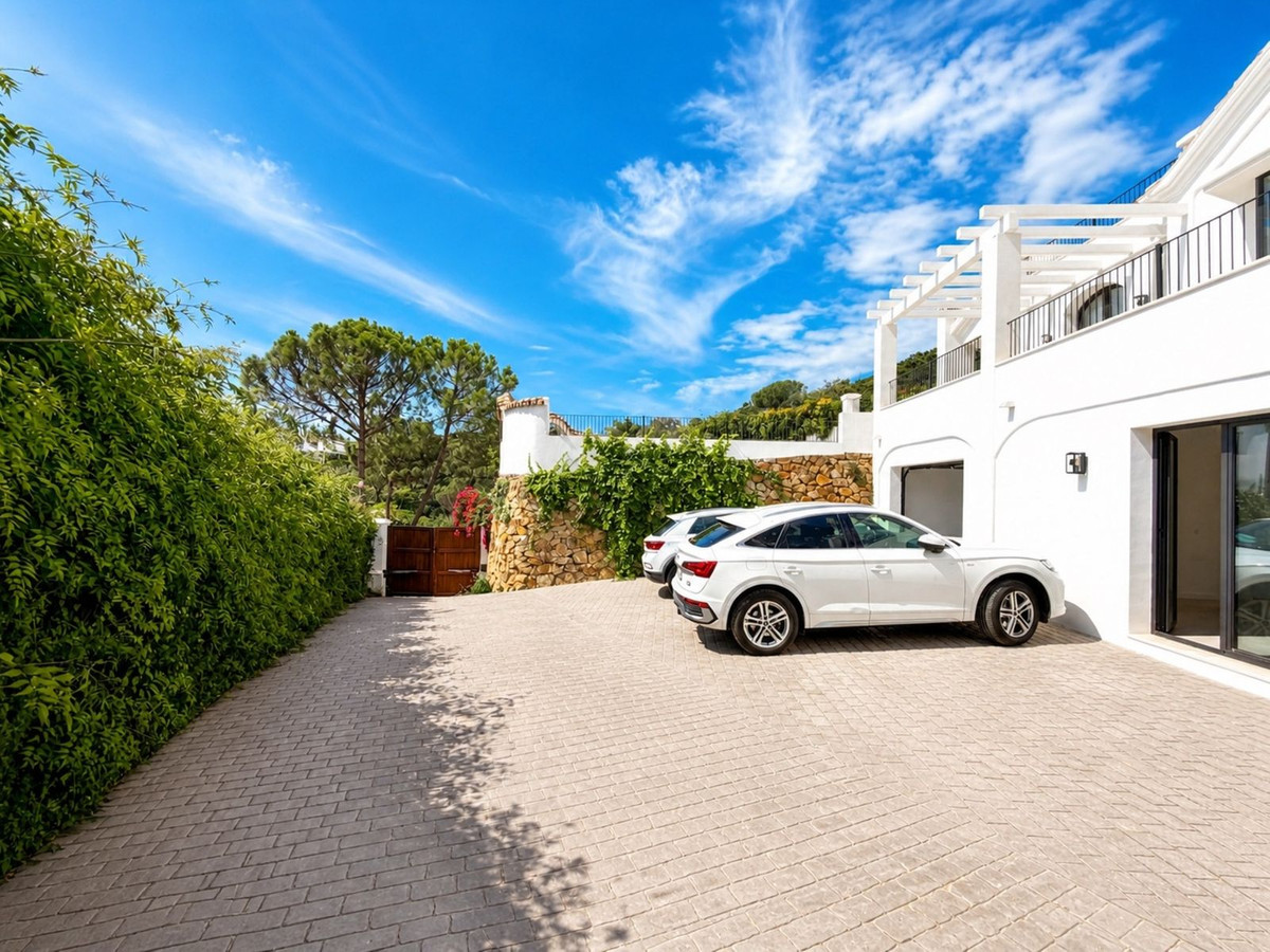 Se vende Villa - Chalet de 5 dormitorios en Costa Del Sol, Málaga, España