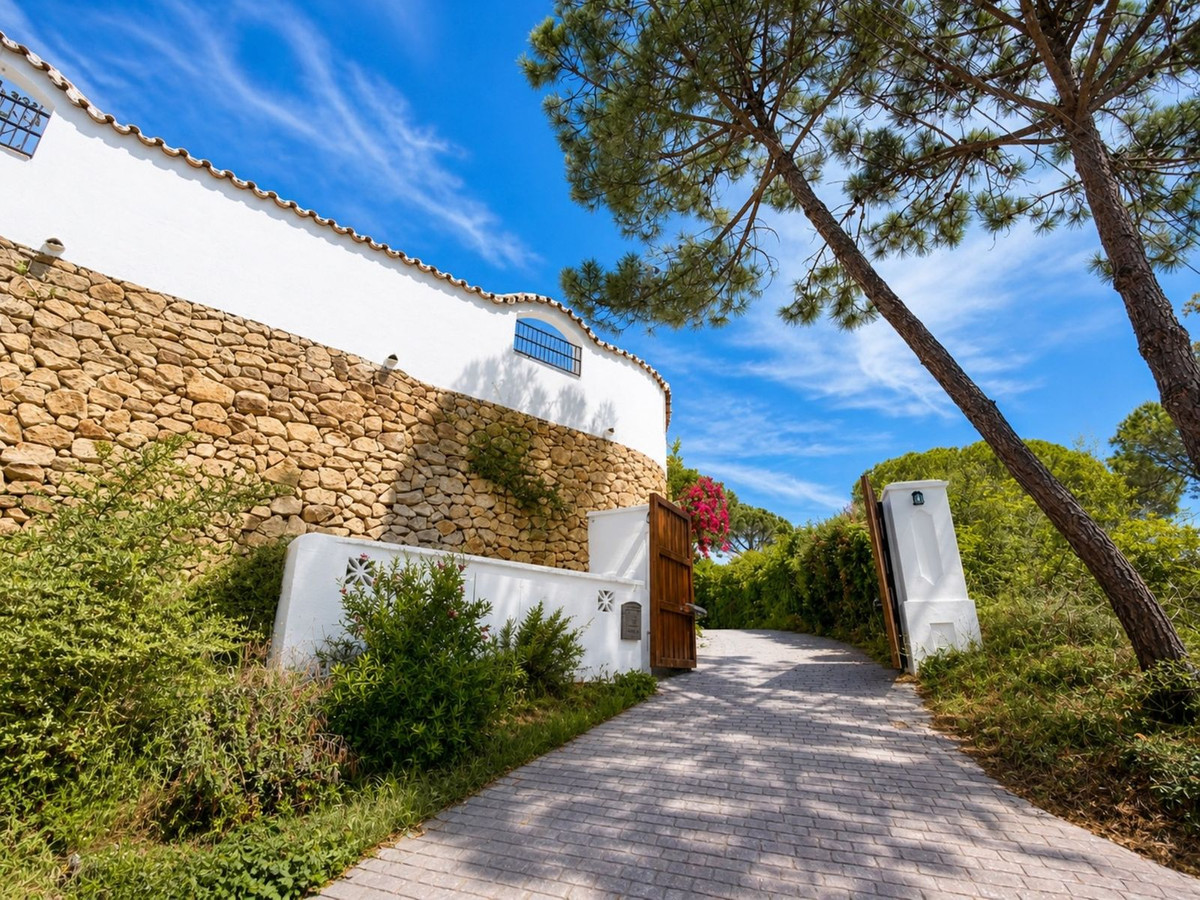 Se vende Villa - Chalet de 5 dormitorios en Costa Del Sol, Málaga, España