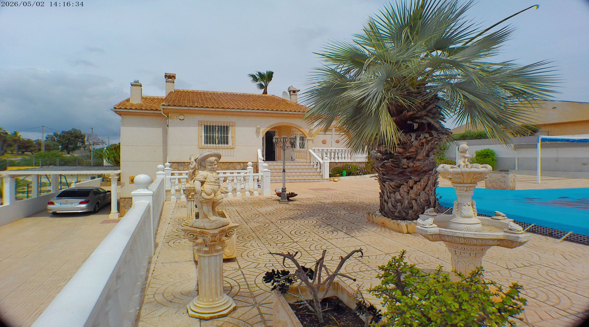 Se vende Villa - Chalet de 3 dormitorios en Costa Blanca, Alicante, España
