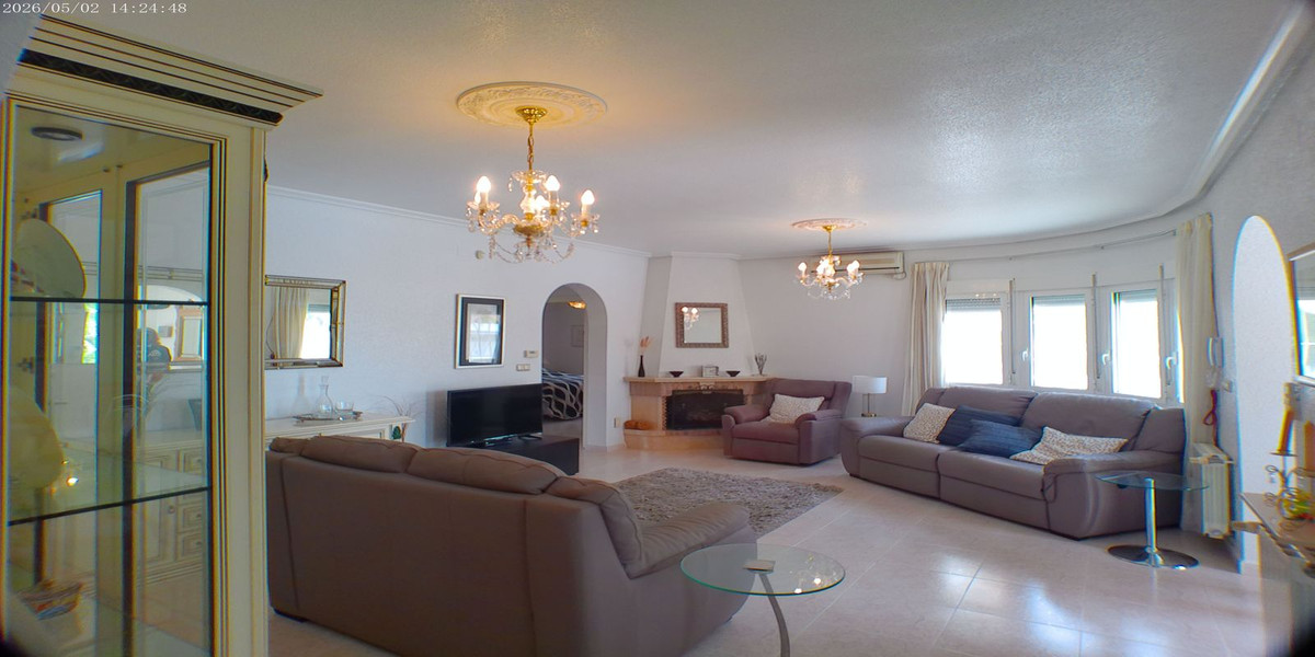 Se vende Villa - Chalet de 3 dormitorios en Costa Blanca, Alicante, España