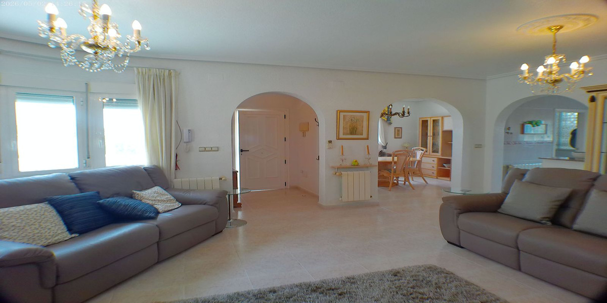 Se vende Villa - Chalet de 3 dormitorios en Costa Blanca, Alicante, España