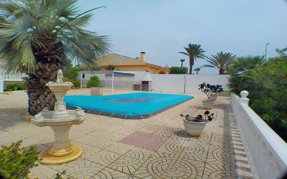 Se vende Villa - Chalet de 3 dormitorios en Costa Blanca, Alicante, España