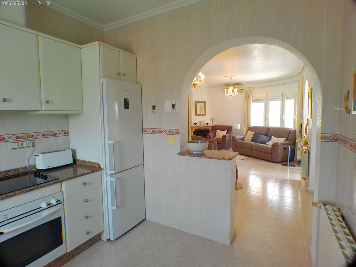 Se vende Villa - Chalet de 3 dormitorios en Costa Blanca, Alicante, España