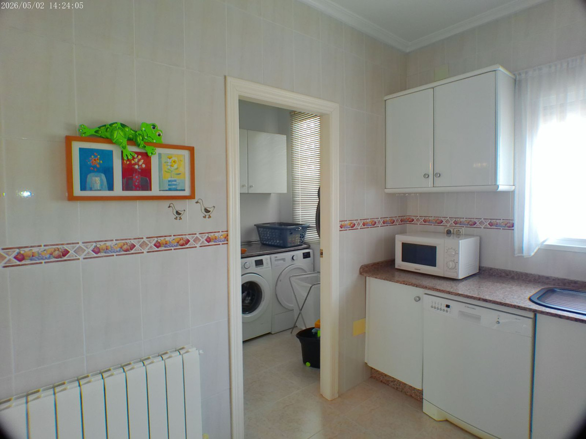 Se vende Villa - Chalet de 3 dormitorios en Costa Blanca, Alicante, España