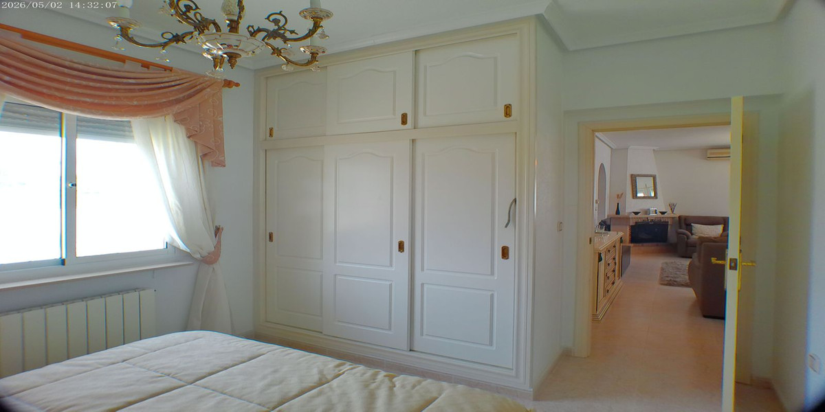 Se vende Villa - Chalet de 3 dormitorios en Costa Blanca, Alicante, España