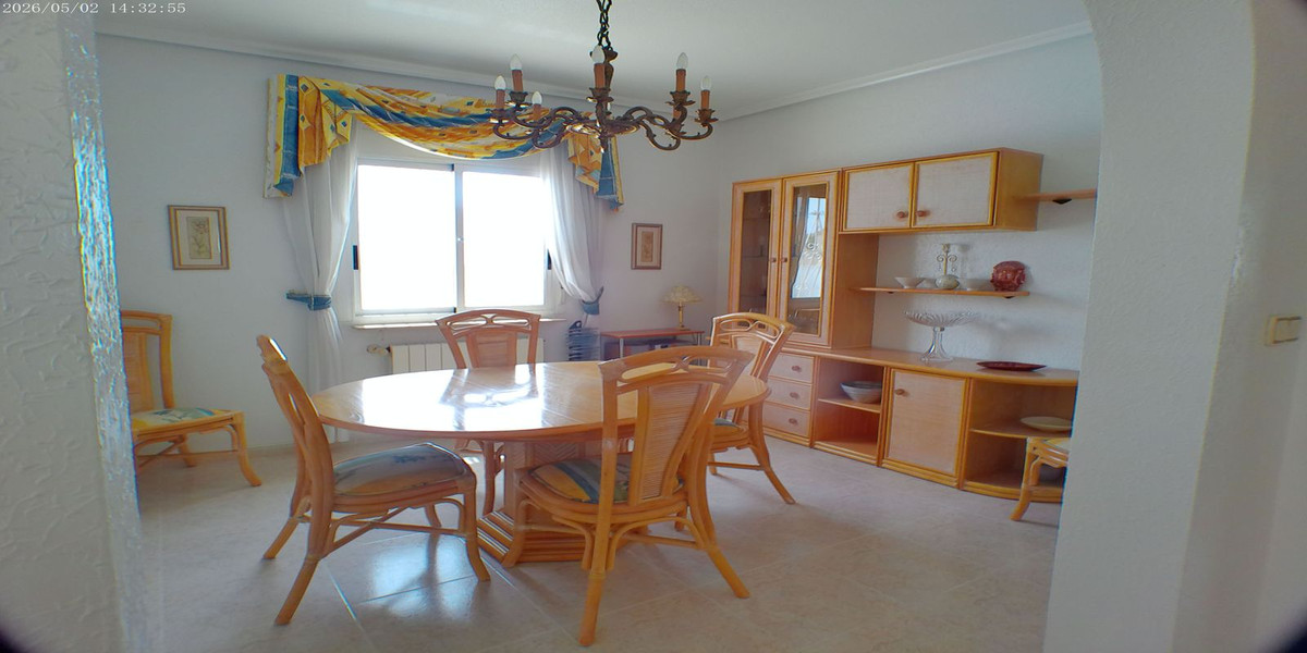 Se vende Villa - Chalet de 3 dormitorios en Costa Blanca, Alicante, España
