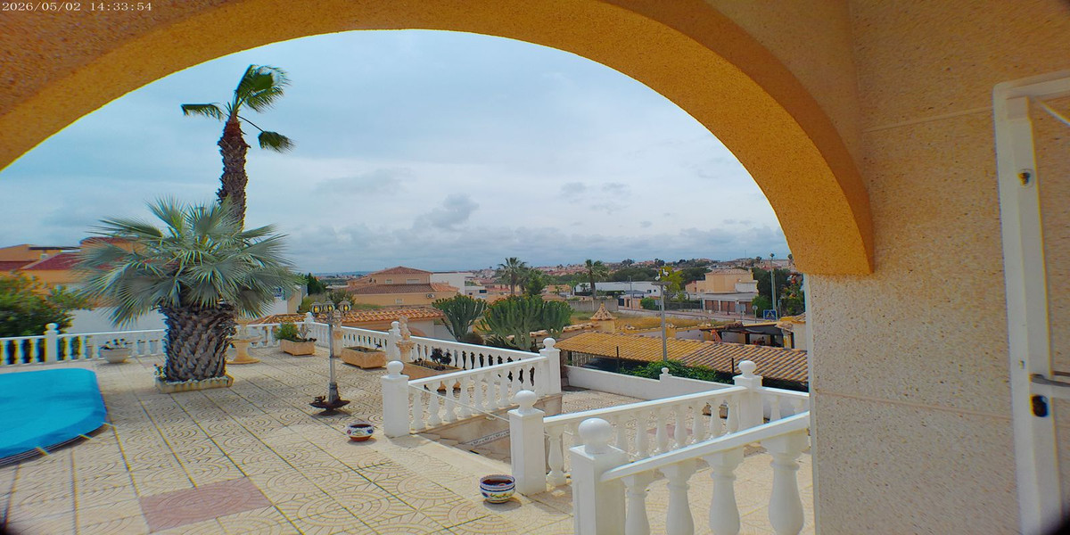 Se vende Villa - Chalet de 3 dormitorios en Costa Blanca, Alicante, España