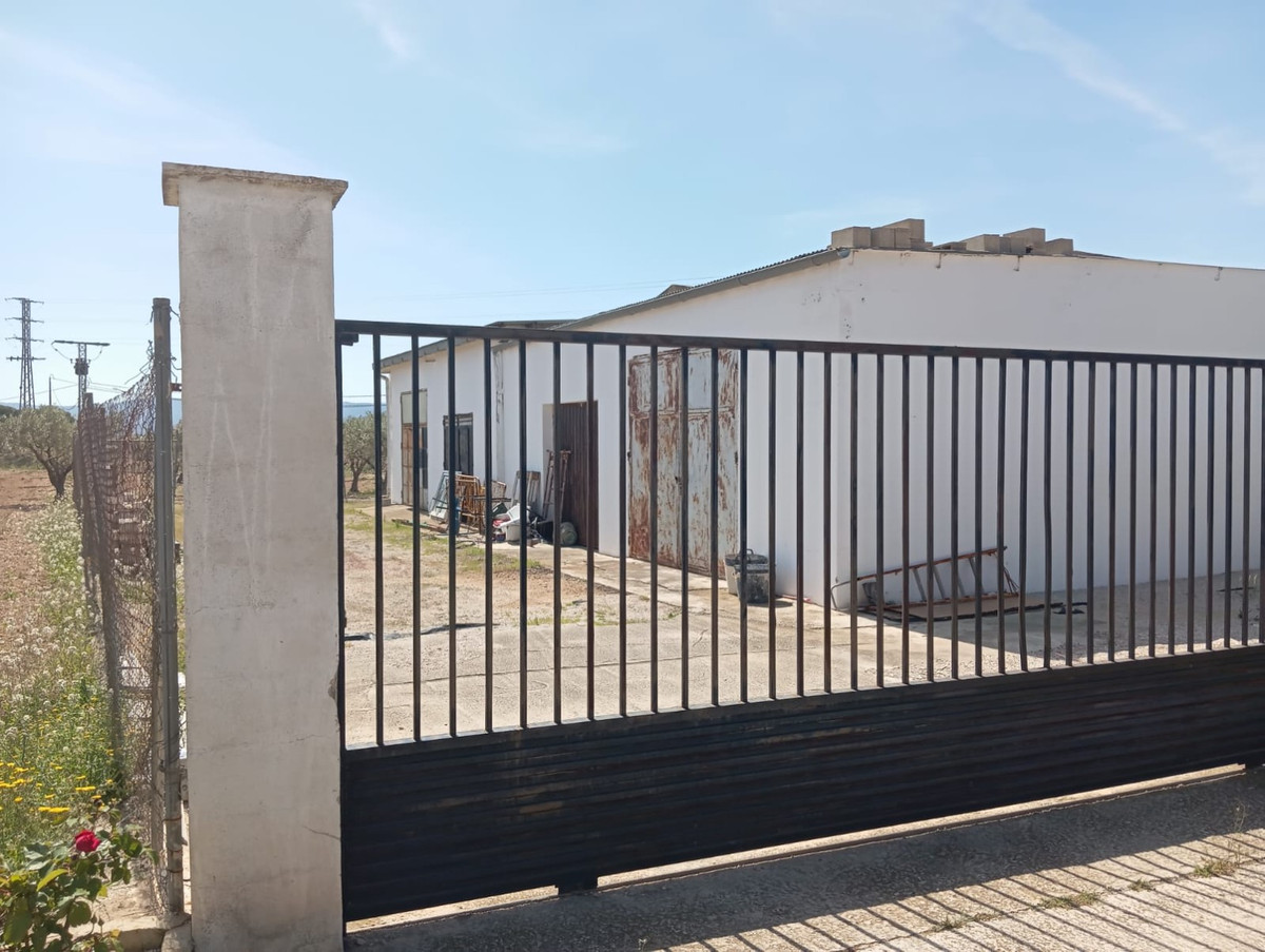 Se vende Villa - Chalet de 6 dormitorios en Costa Calida, Murcia, España