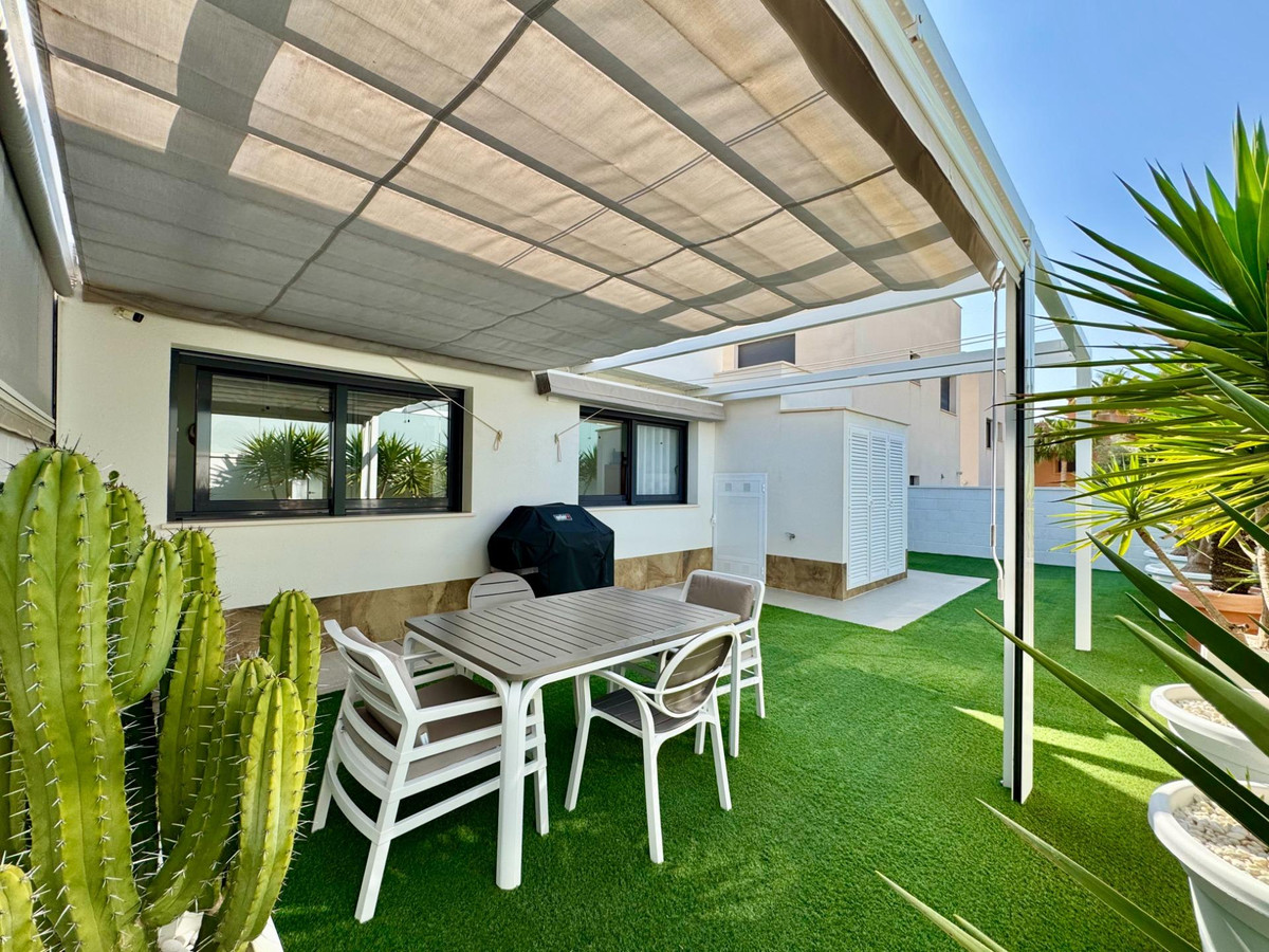 3 Bed Townhouse for sale in San Miguel De Salinas Costa Blanca, Alicante, Spain