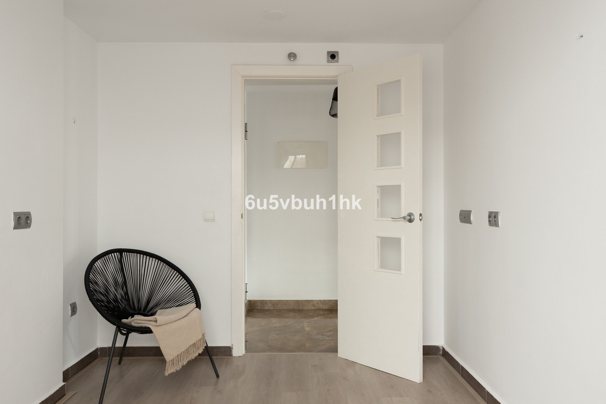 Se vende Apartamento Planta Baja de 3 dormitorios en Costa Del Sol, Málaga, España
