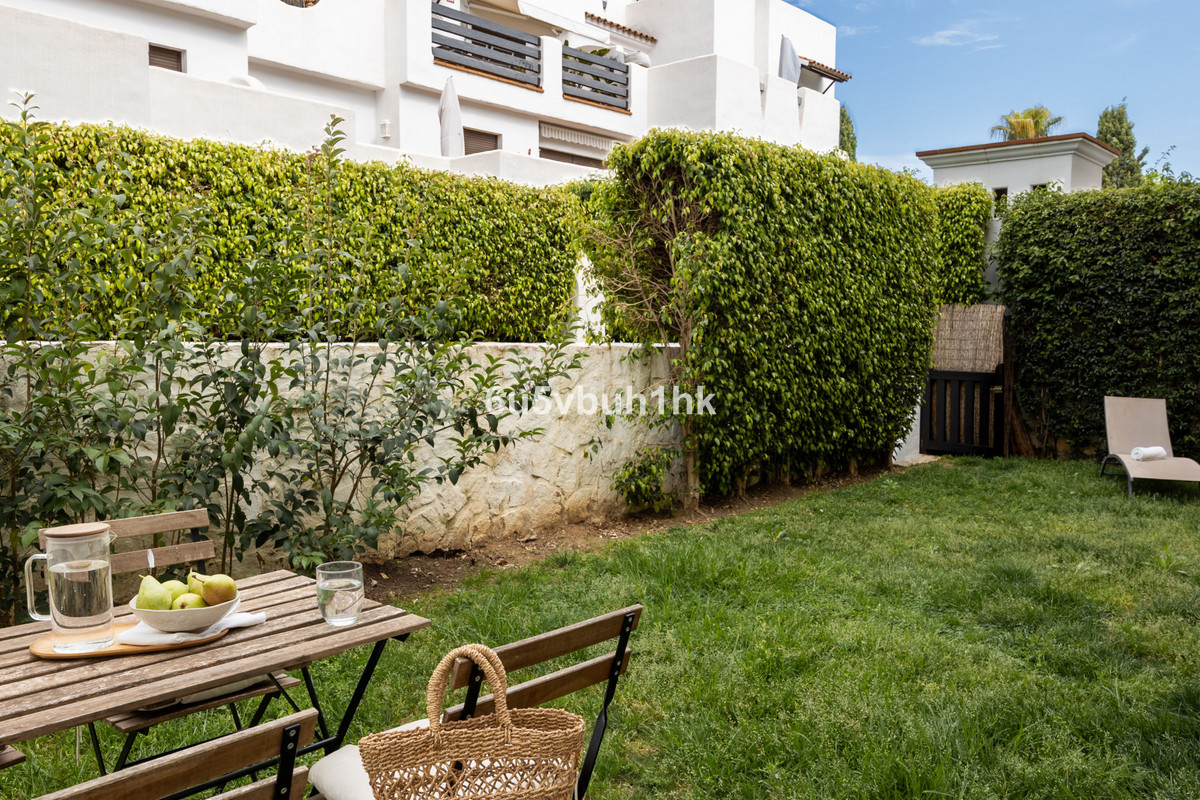 Se vende Apartamento Planta Baja de 3 dormitorios en Costa Del Sol, Málaga, España