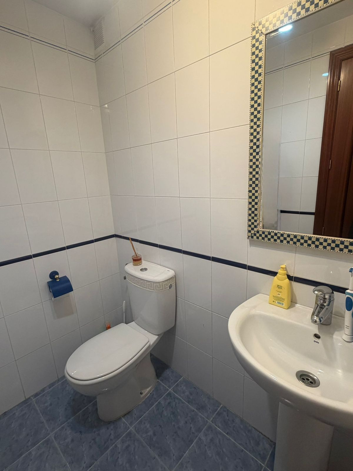2 Bed Apartment for sale in Marbella Costa Del Sol, Málaga, Spain