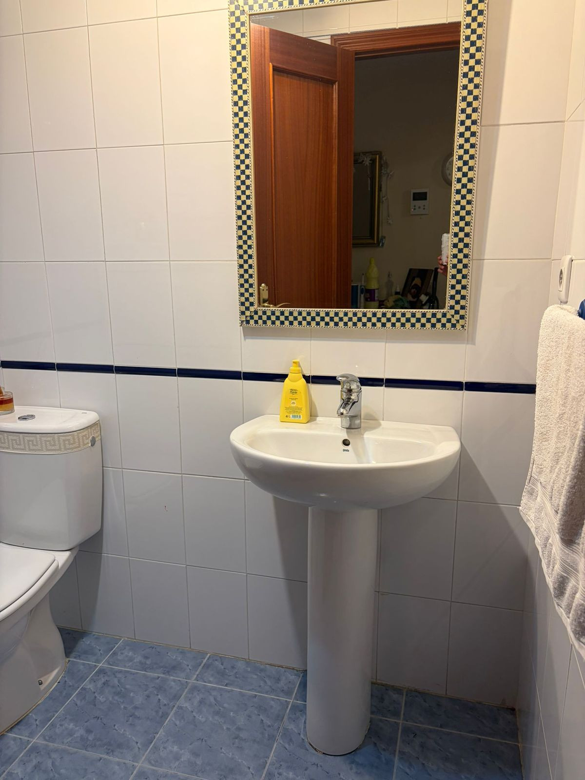 2 Bed Apartment for sale in Marbella Costa Del Sol, Málaga, Spain