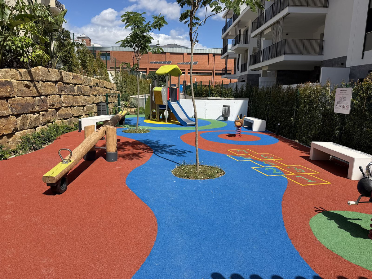 2 Bed Apartment for sale in Estepona Costa Del Sol, Málaga, Spain