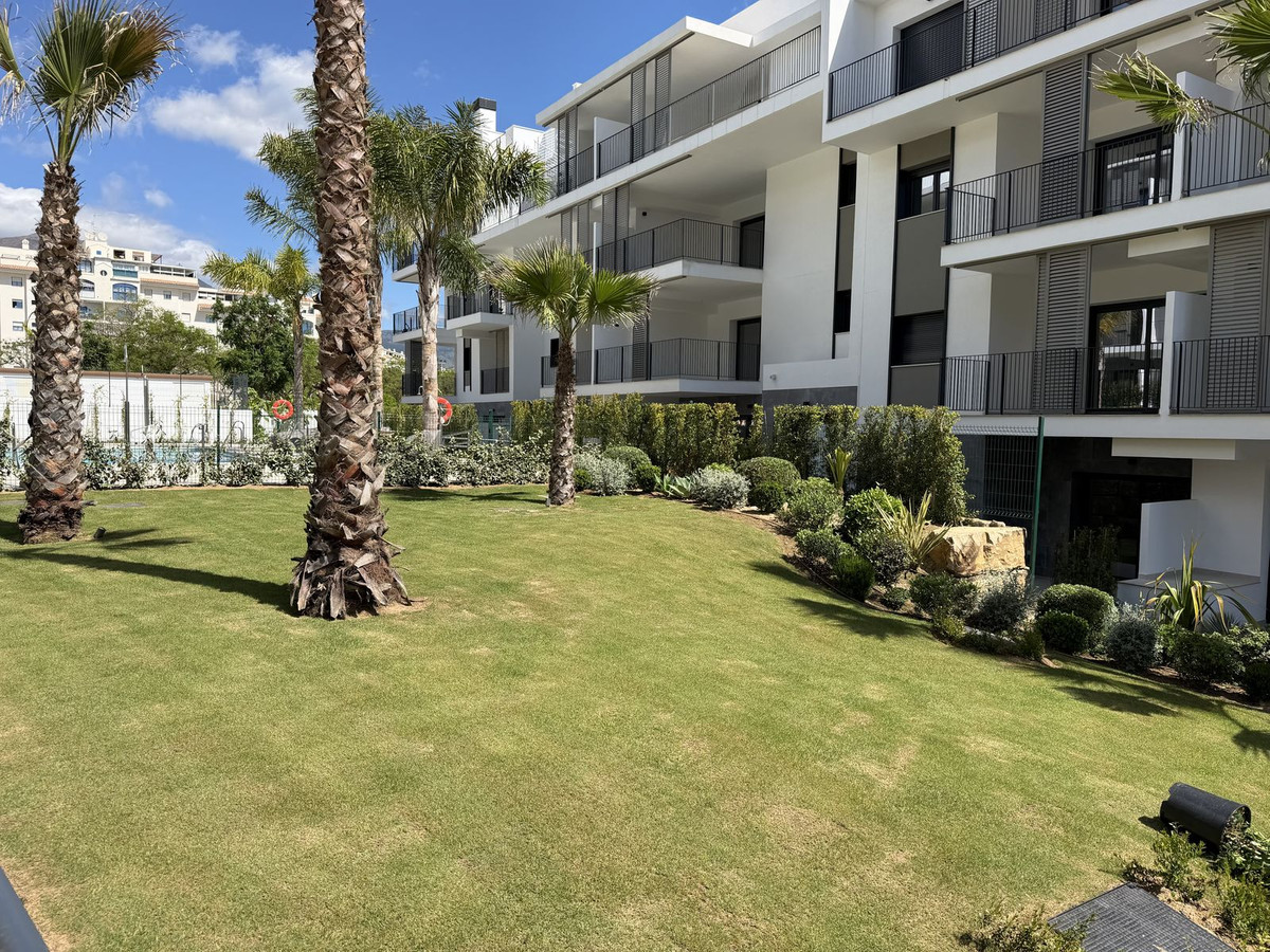 2 Bed Apartment for sale in Estepona Costa Del Sol, Málaga, Spain