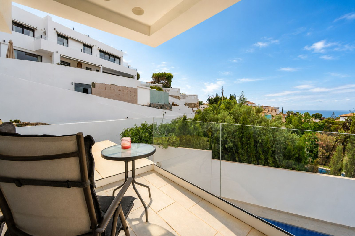 2 Bed Townhouse for sale in Torreblanca Costa Del Sol, Málaga, Spain
