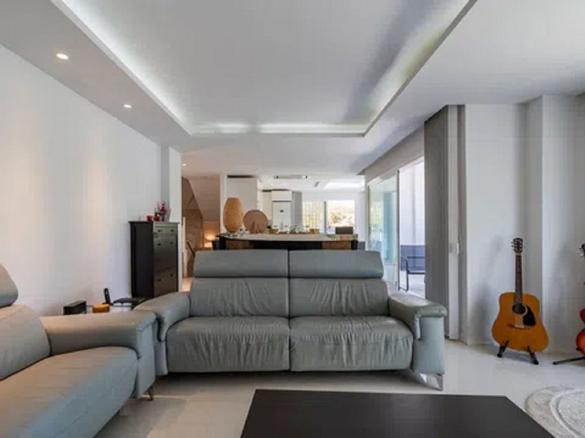 4 Bed Townhouse for sale in Benalmadena Costa Del Sol, Málaga, Spain