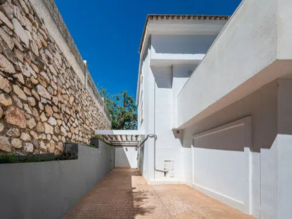 4 Bed Townhouse for sale in Benalmadena Costa Del Sol, Málaga, Spain